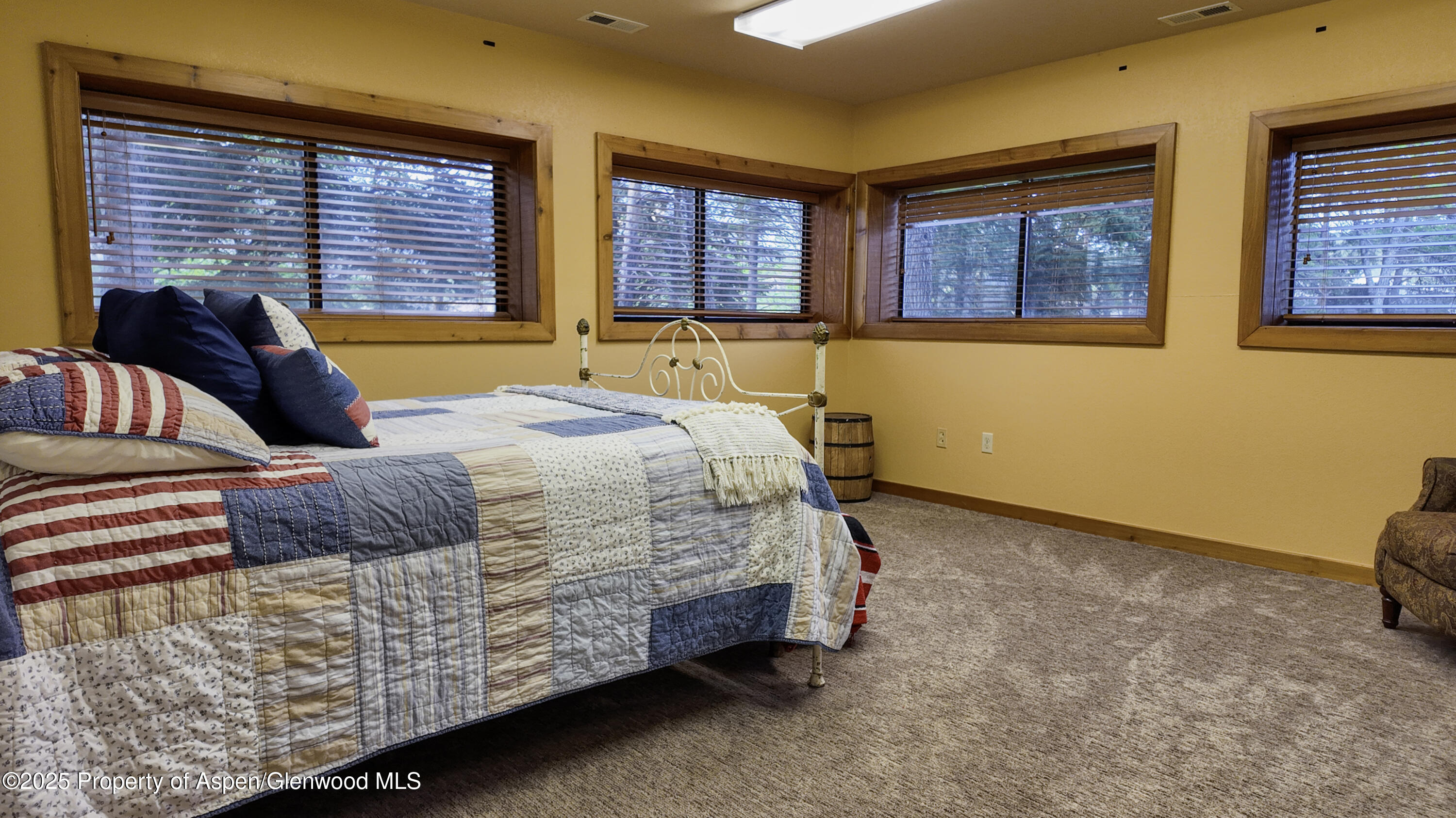 8700 County Road 300 Parachute, CO 81635 - Photo 164 of 201 LYONS OFFICE 018