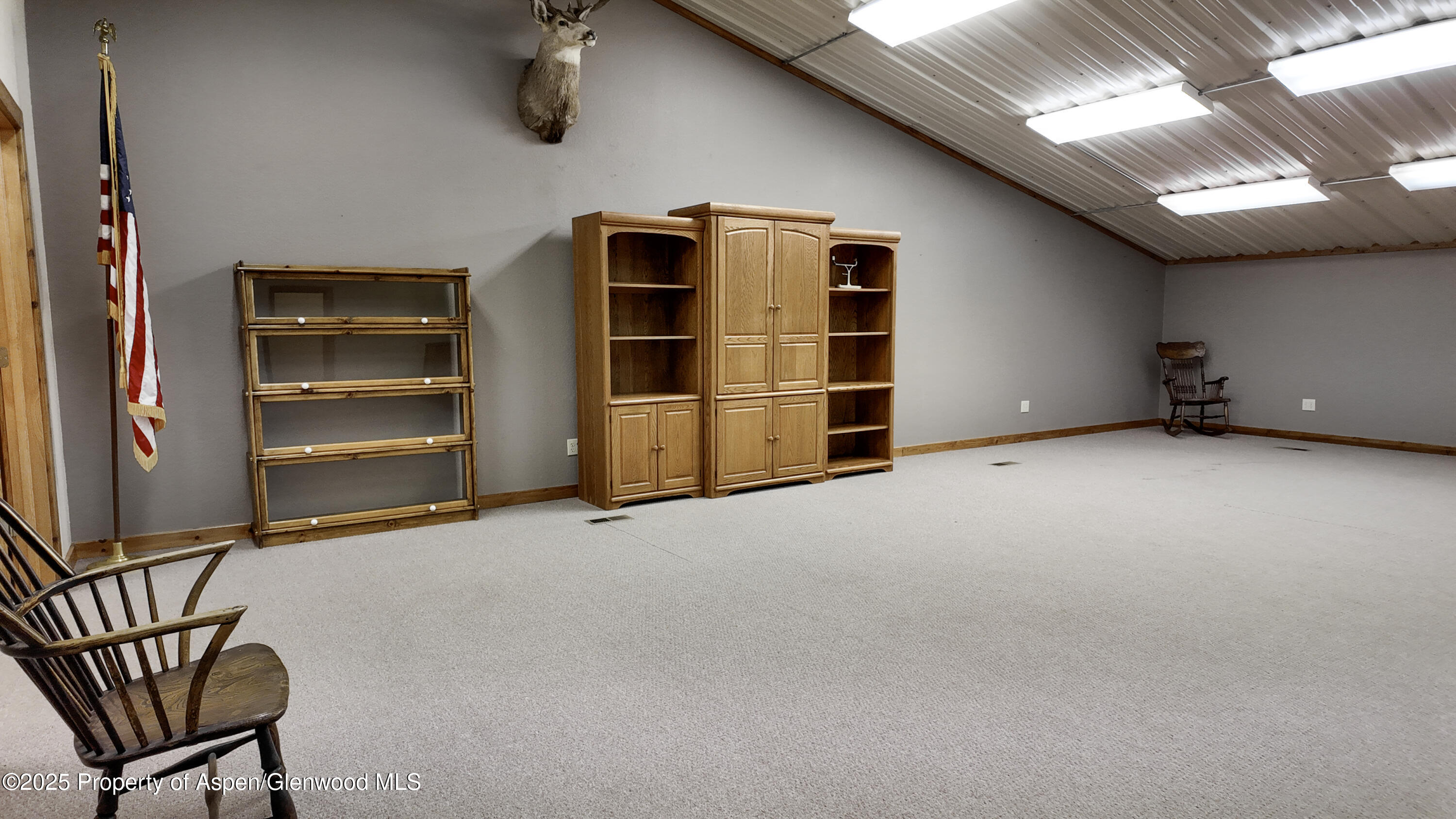 8700 County Road 300 Parachute, CO 81635 - Photo 174 of 201 LYONS OFFICE 028