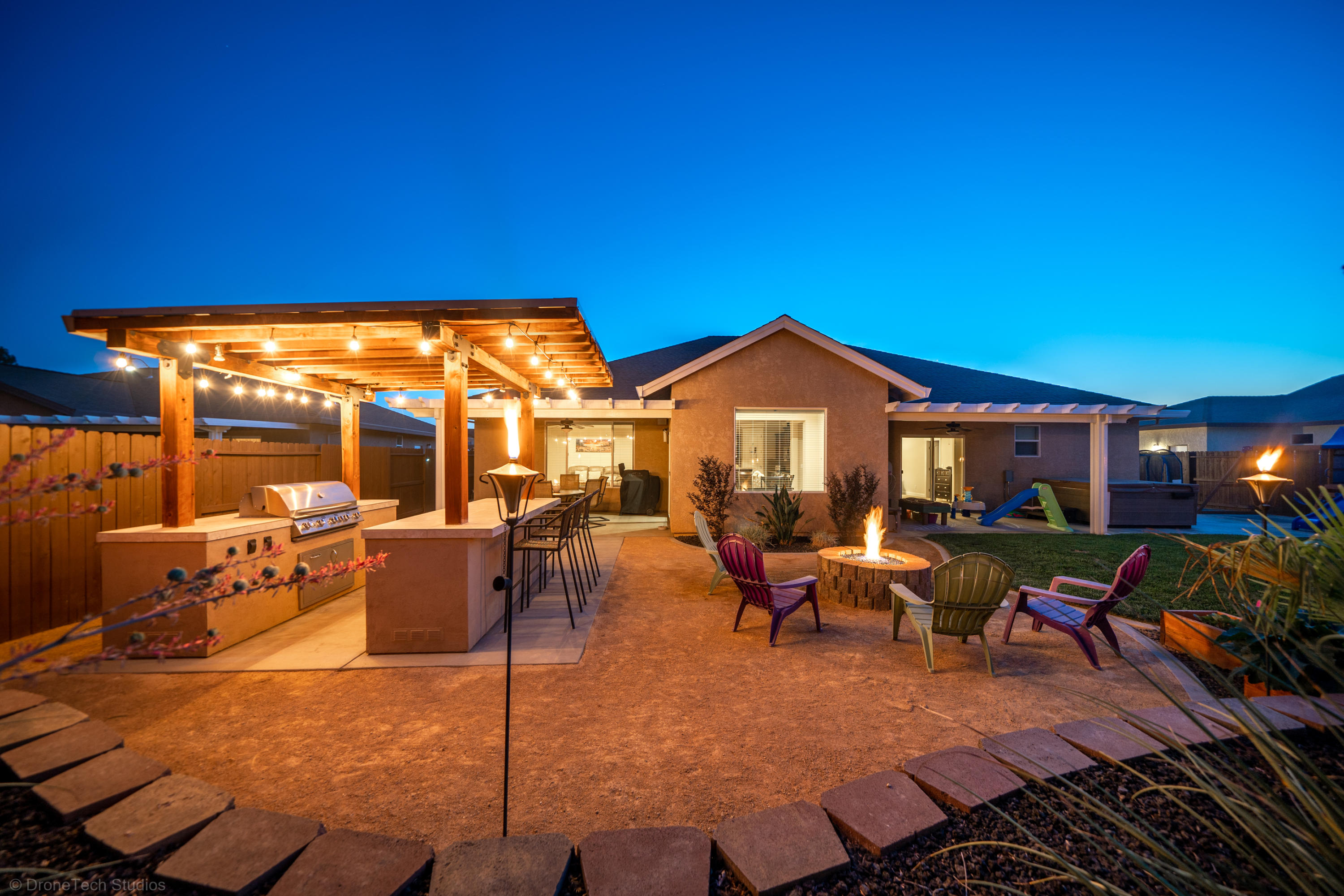 3486 Hotlam Road Redding, CA 96002 - Photo 38 of 57 Night-5