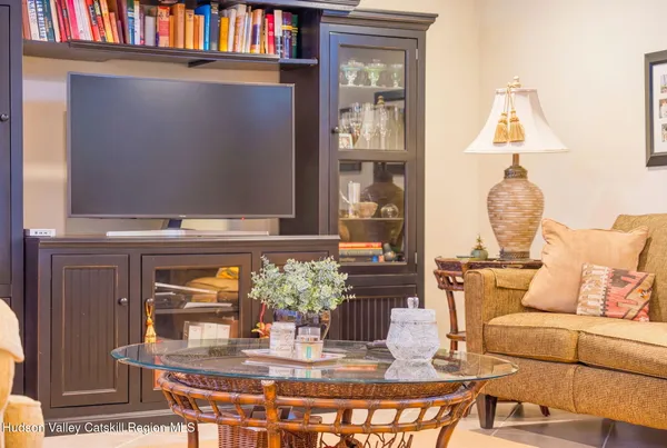 $1,285,000 | 96 Ely Street, Coxsackie, NY 12051