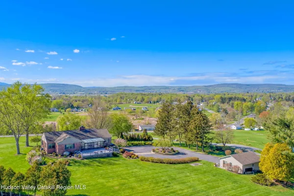 $1,285,000 | 96 Ely Street, Coxsackie, NY 12051