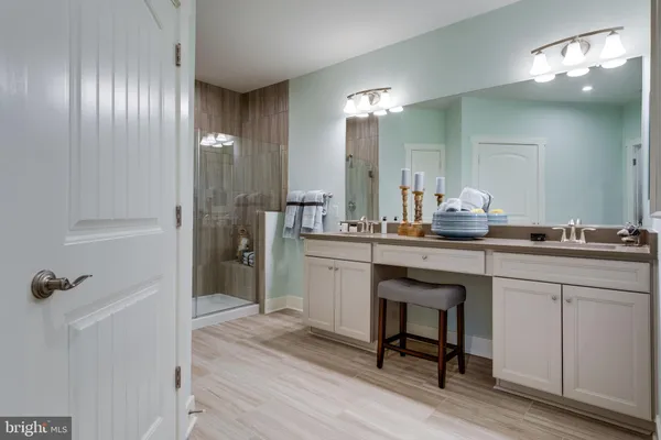 $989,990 | 102 Boatswain Way, Unit 2934, Chester, MD 21619