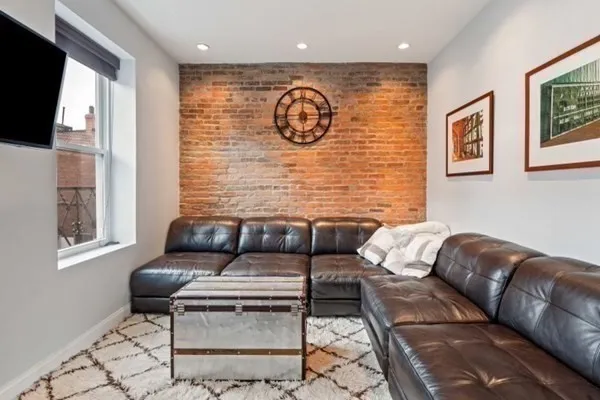 $4,500 | 115 Salem Street, Unit 9, Boston, MA 02113