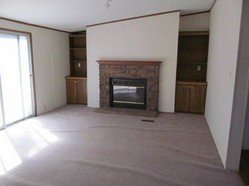 2188 Merifield Road Northwest Willis, VA 24380 - Photo 7 of 11 FAMILY ROOM
