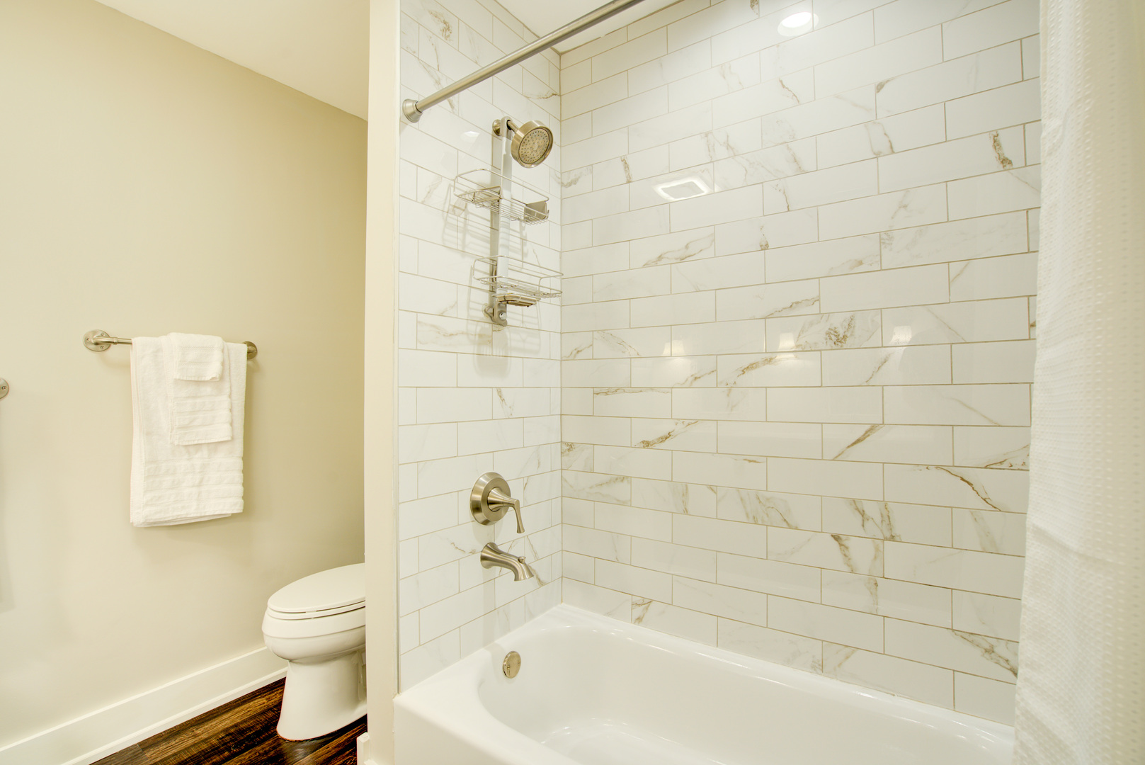 212 Richard Road Naperville, IL 60540 - Photo 33 of 45 Gallery Image 33