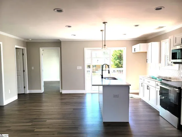 $284,900 | 108 Longshore Drive, Belton, SC 29627