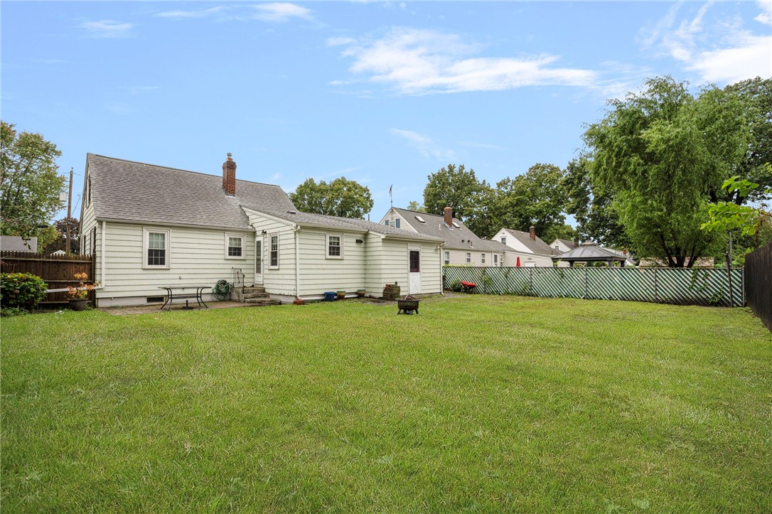 37 Haverford Road Warwick, RI 02886 - Photo 23 of 27 Gallery Image 23