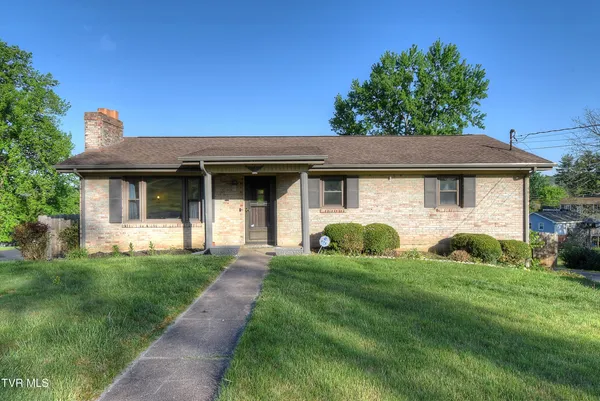 $339,900 | 161 Grandview Road, Bristol, VA 24201