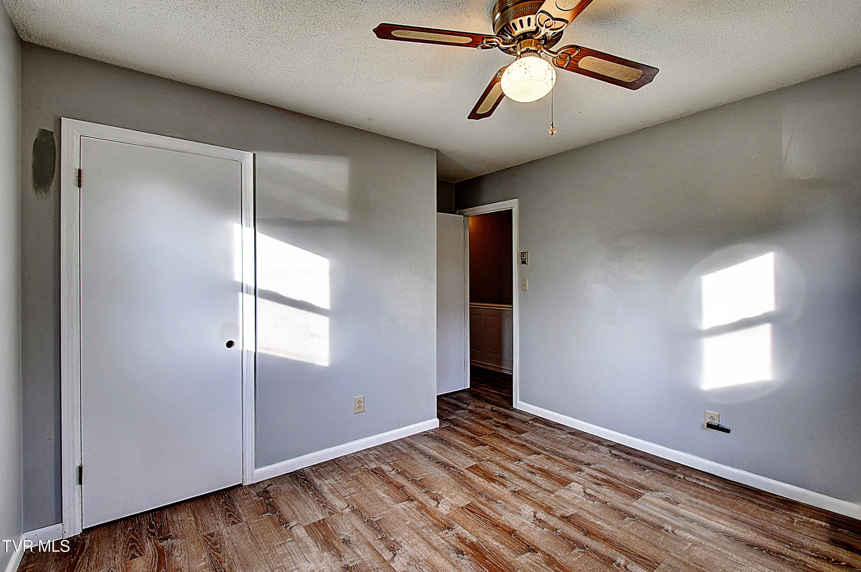 161 Grandview Road Bristol, VA 24201 - Photo 23 of 51 DSC_0271And8more
