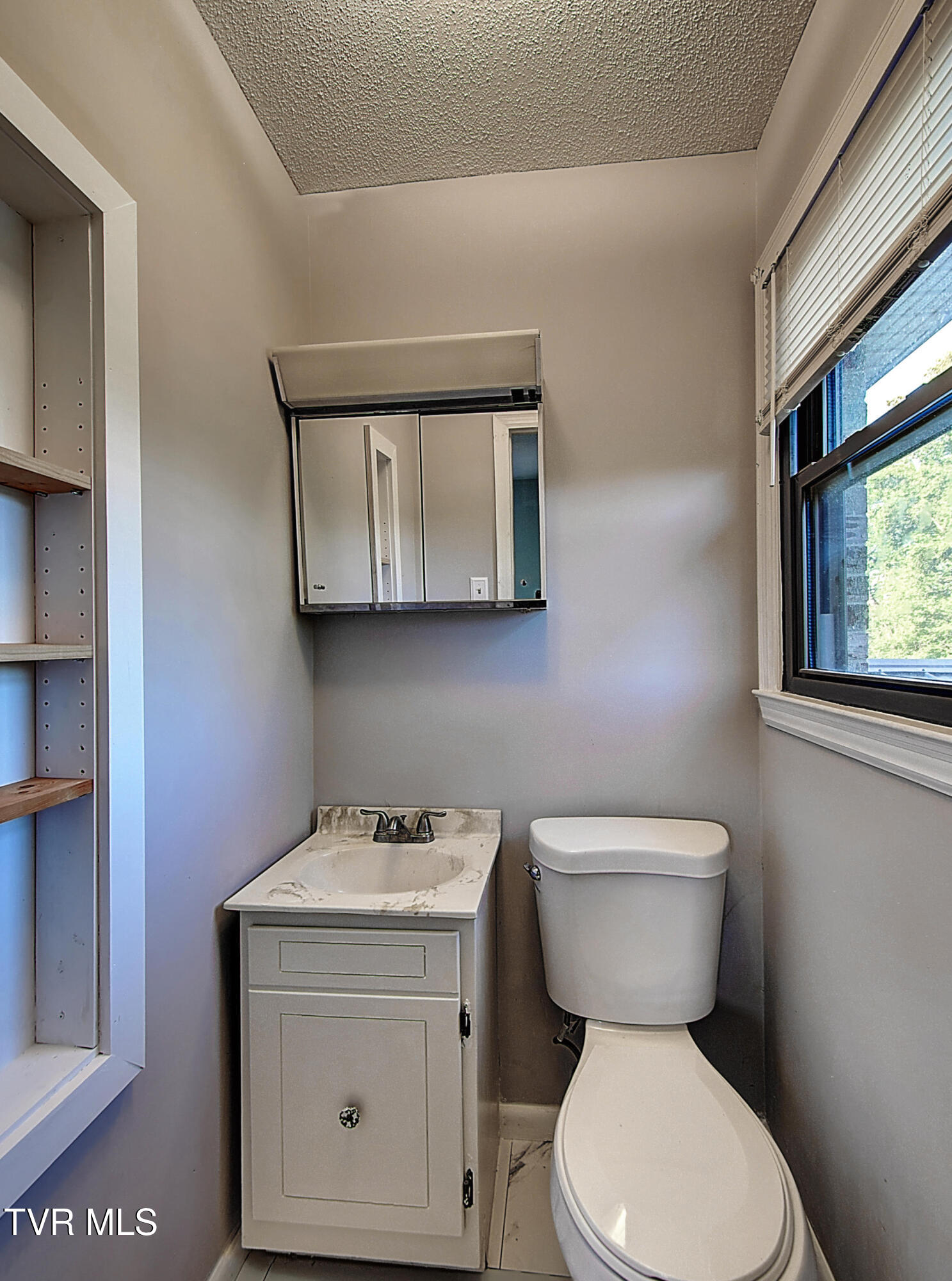 161 Grandview Road Bristol, VA 24201 - Photo 26 of 51 DSC_0208_09_10_11_12_13_stitch