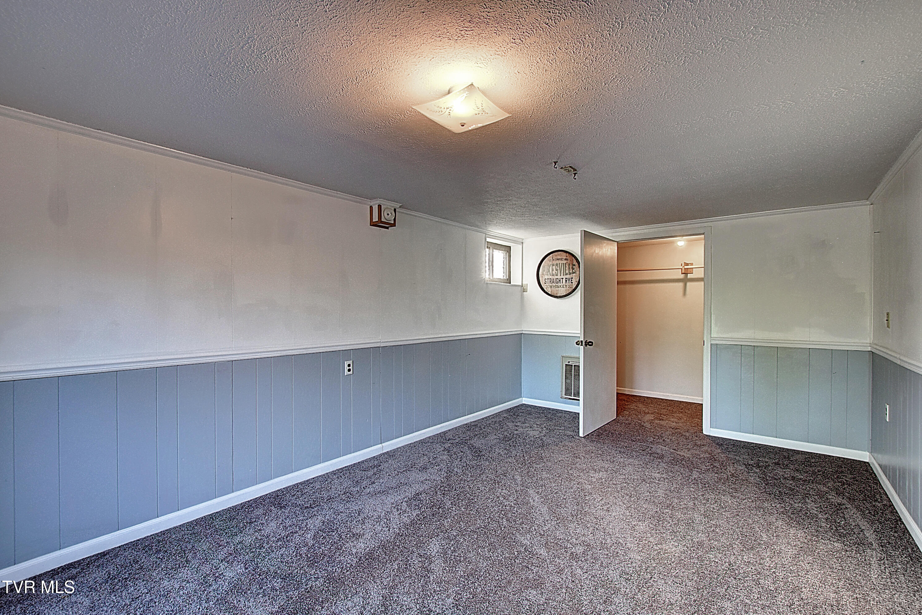 161 Grandview Road Bristol, VA 24201 - Photo 37 of 51 DSC_0424And8more