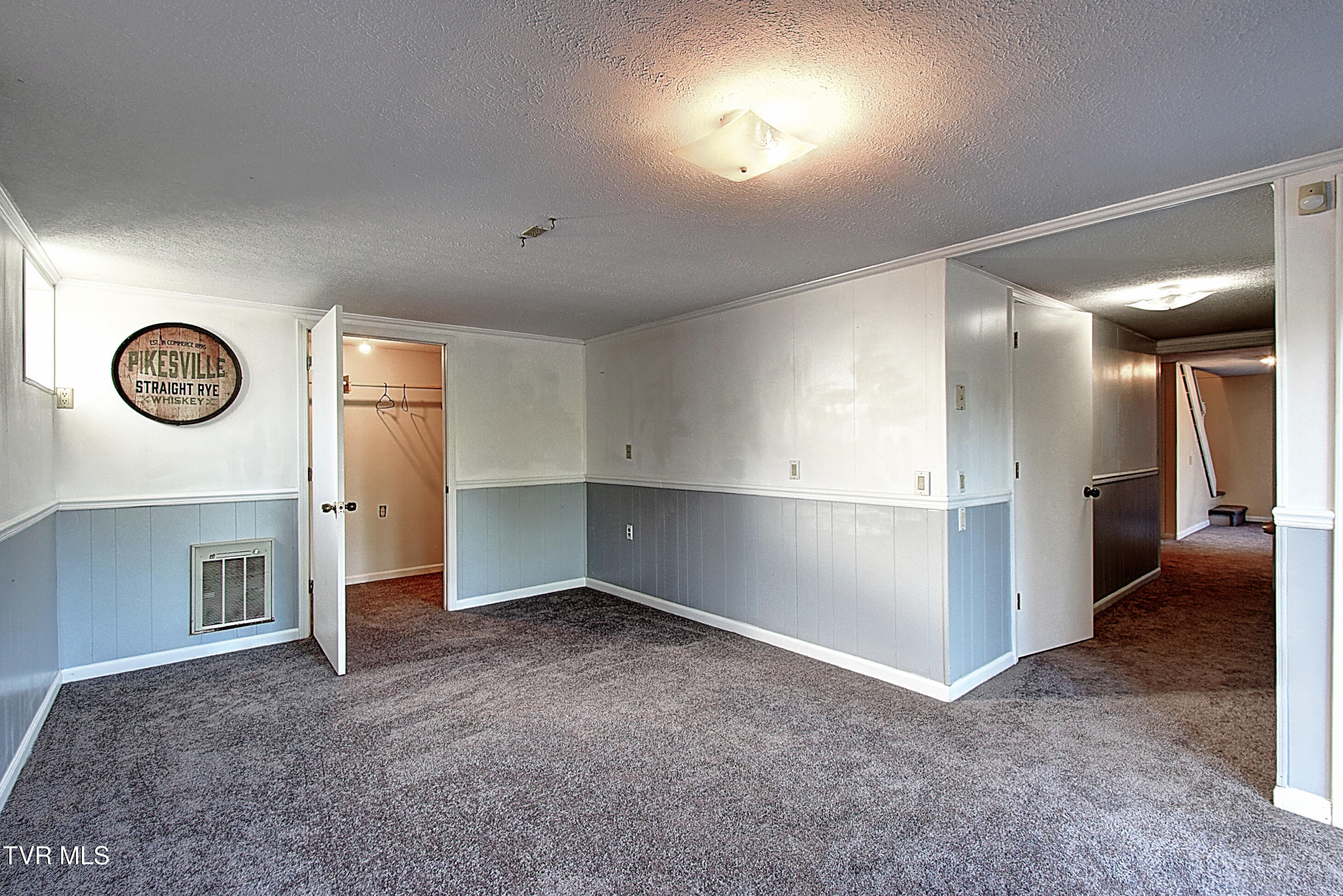 161 Grandview Road Bristol, VA 24201 - Photo 38 of 51 DSC_0433And8more