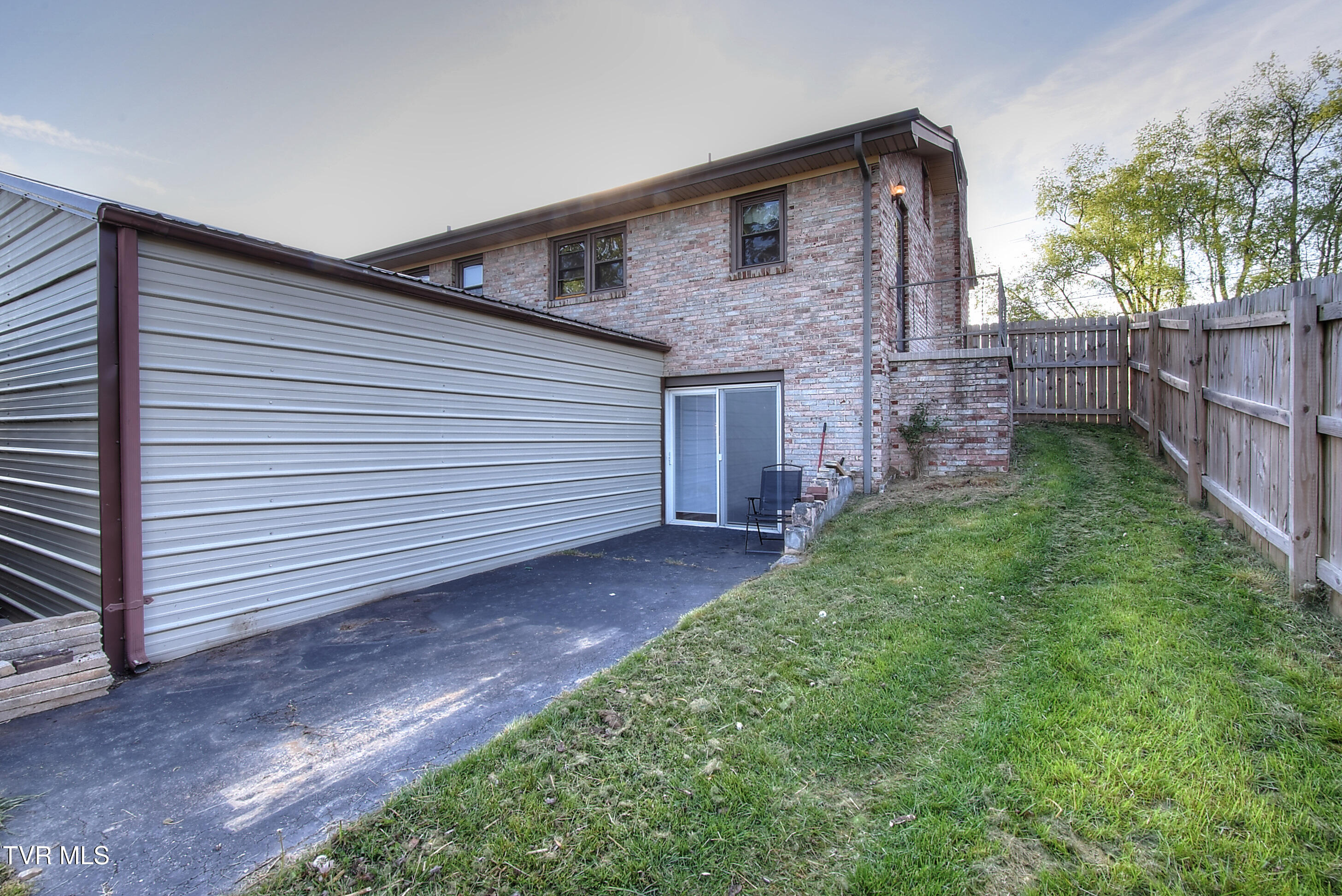 161 Grandview Road Bristol, VA 24201 - Photo 49 of 51 DSC_0529_30_31_32_33_34