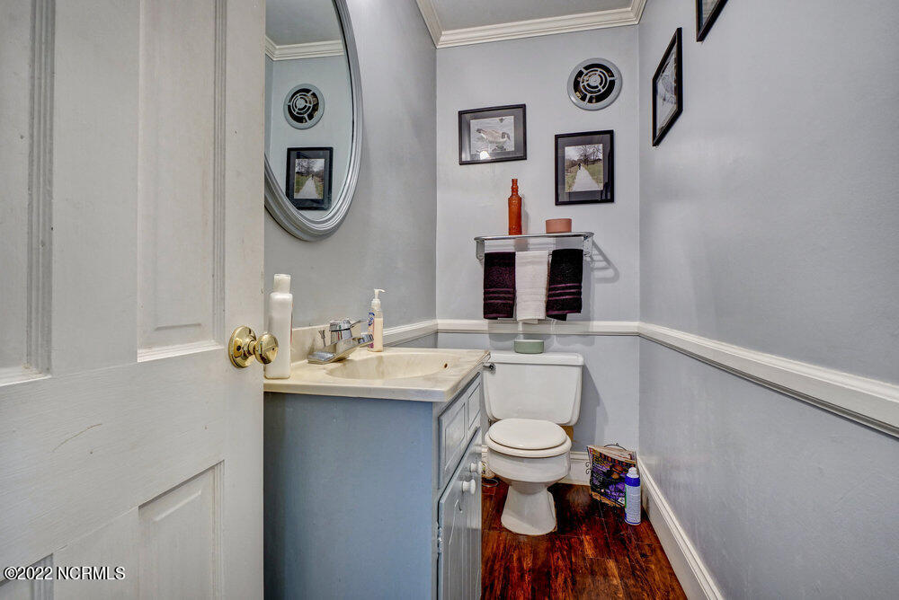 1400 Greenbriar Road Kinston, NC 28501 - Photo 32 of 41 p8411260_1_2_3_4_5_6 (1)
