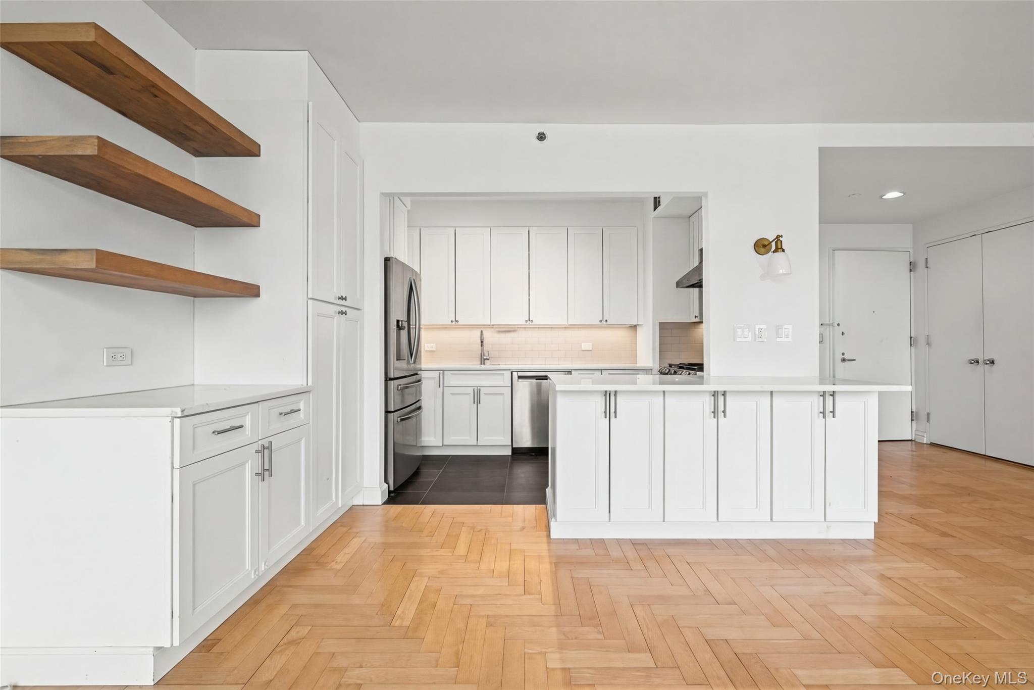 220 Riverside Boulevard, Unit 19L Manhattan, NY 10069 - Photo 12 of 29