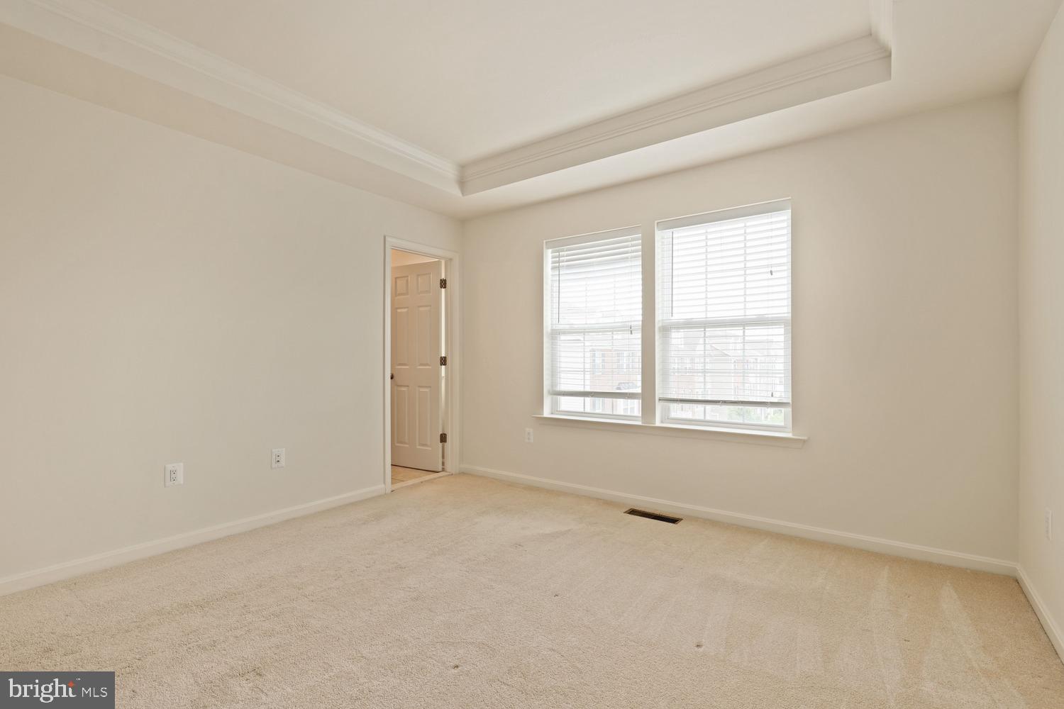 25632 Pleasant Valley Road Chantilly, VA 20152 - Photo 17 of 33 Gallery Image 17