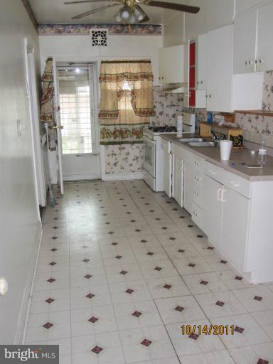 1423 Northgate Road Baltimore, MD 21218 - Photo 19 of 24 Kitchen