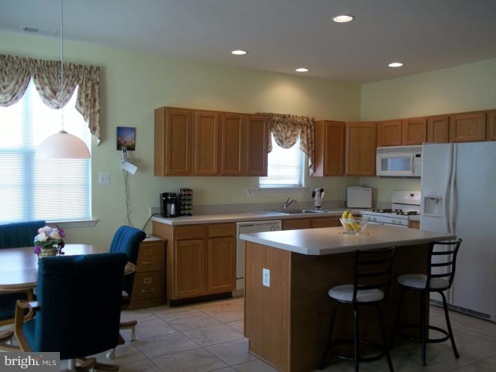 34 Caserta Drive Sewell, NJ 08080 - Photo 14 of 24 Kitchen