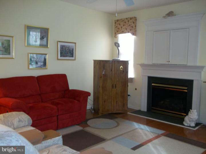 34 Caserta Drive Sewell, NJ 08080 - Photo 16 of 24 Family Room