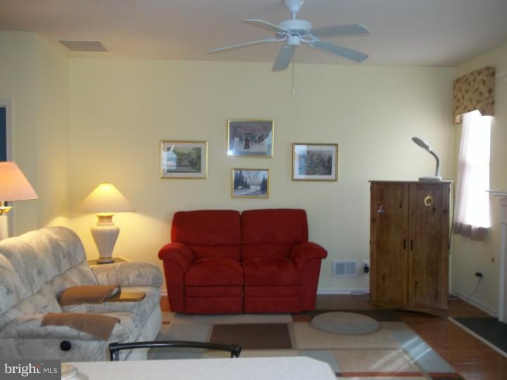 34 Caserta Drive Sewell, NJ 08080 - Photo 17 of 24 Family Room