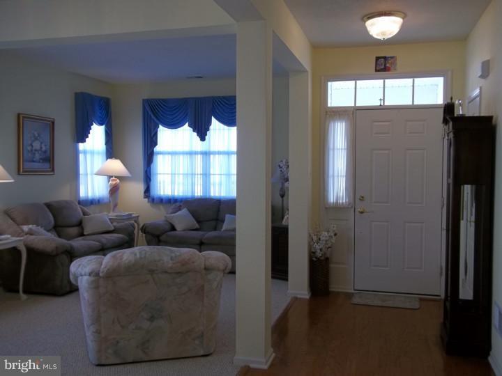 34 Caserta Drive Sewell, NJ 08080 - Photo 6 of 24 Hallway