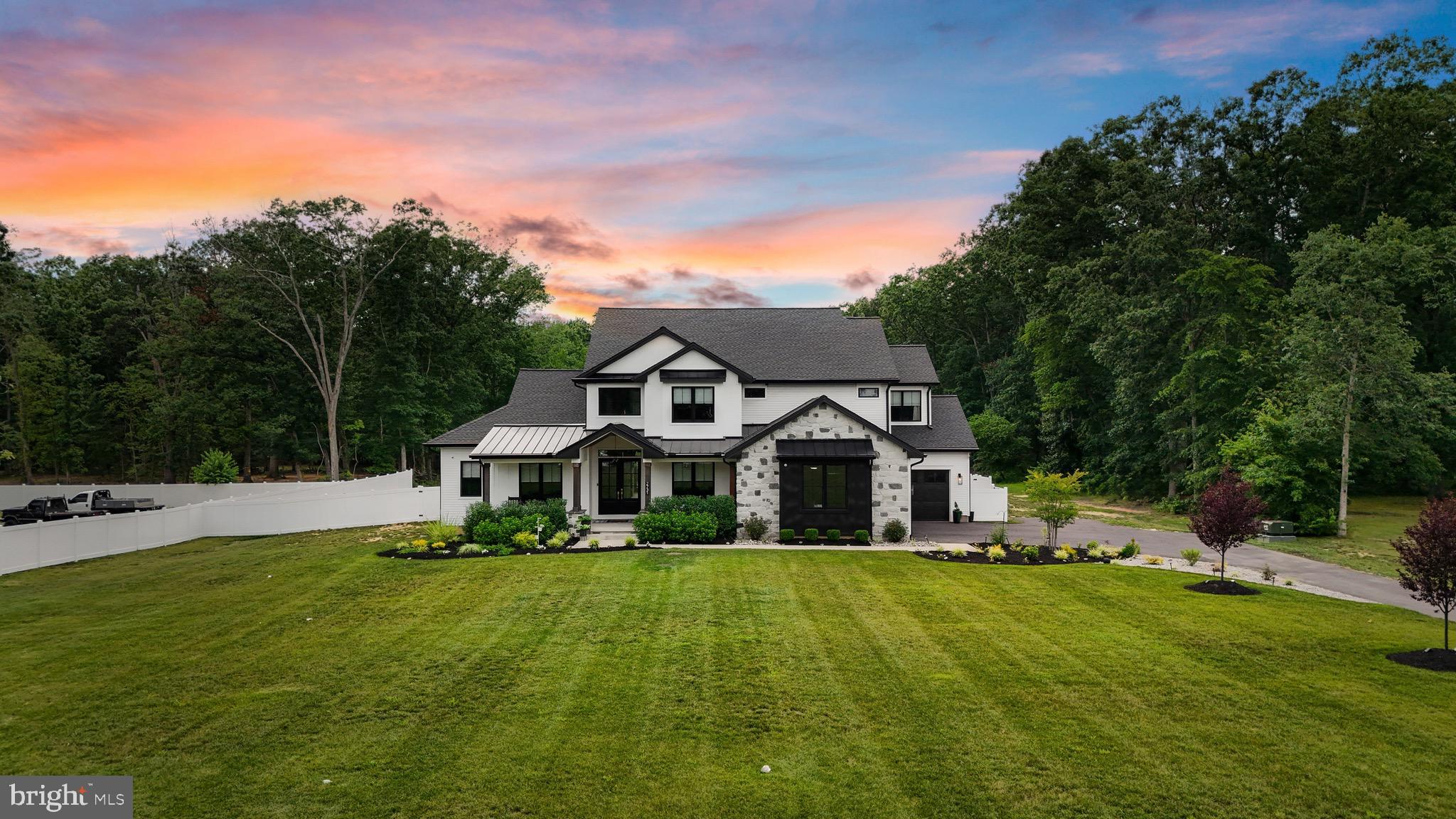 2731 Fries Mill Road Williamstown, NJ 08094 - Photo 1 of 68