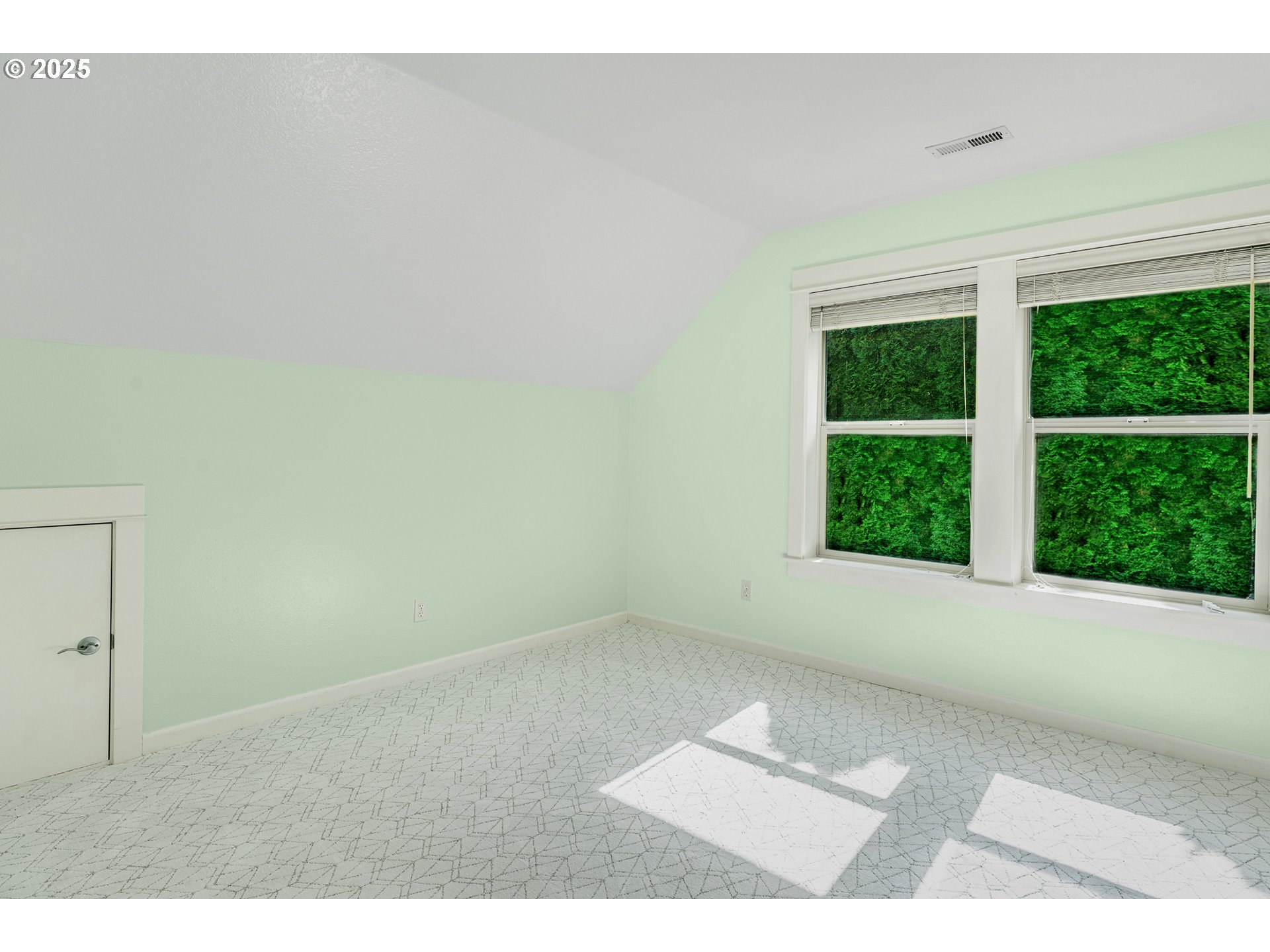 2909 Southeast Liberty Place Gresham, OR 97080 - Photo 26 of 48