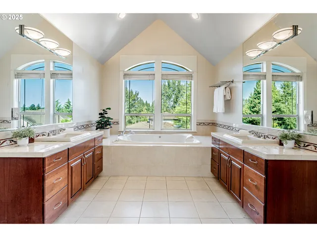 $815,000 | 2909 Southeast Liberty Place, Gresham, OR 97080