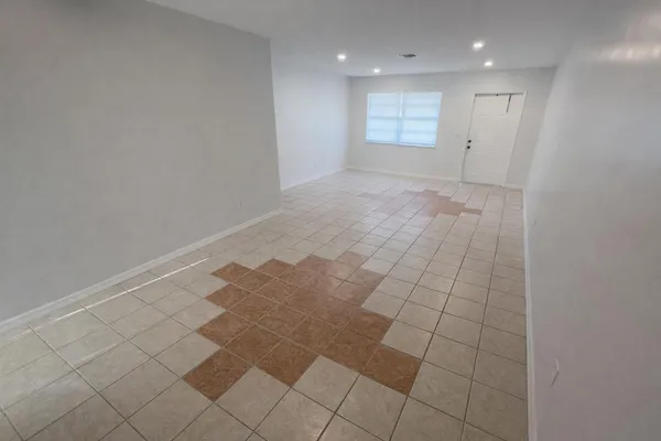 $1,500 | 5010 Killarney Avenue, Unit B, Fort Pierce, FL 34951