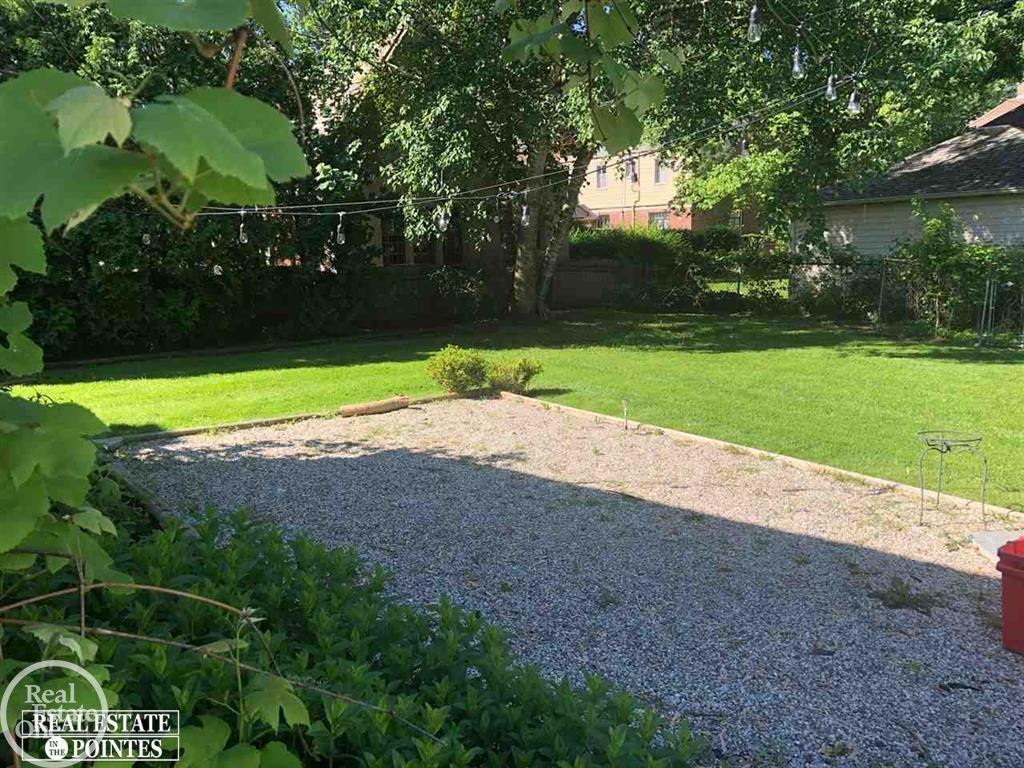 751 Pemberton Road Grosse Pointe, MI 48230 - Photo 7 of 20