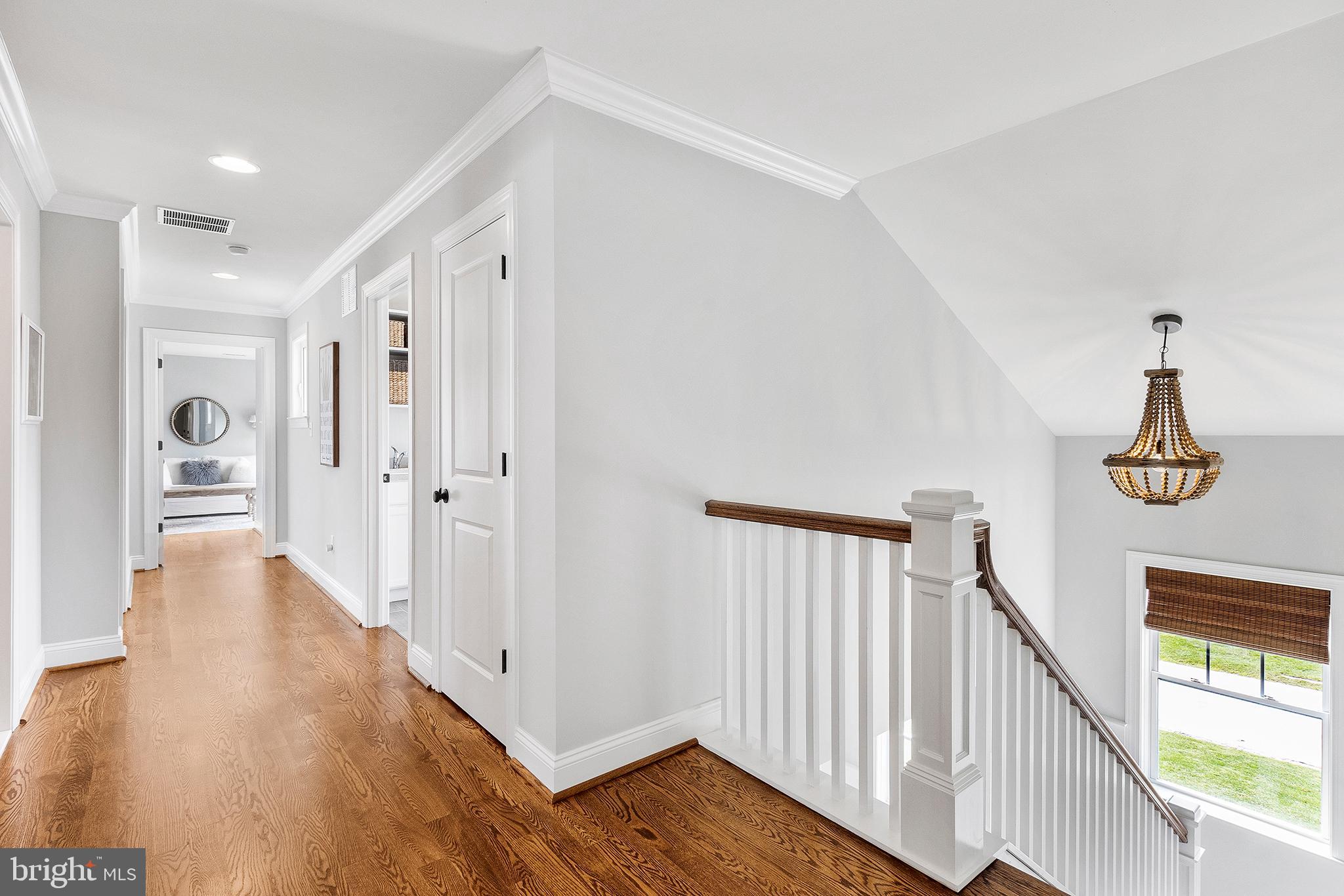 402 Littlebrook Road Berwyn, PA 19312 - Photo 17 of 38 Second floor hallway