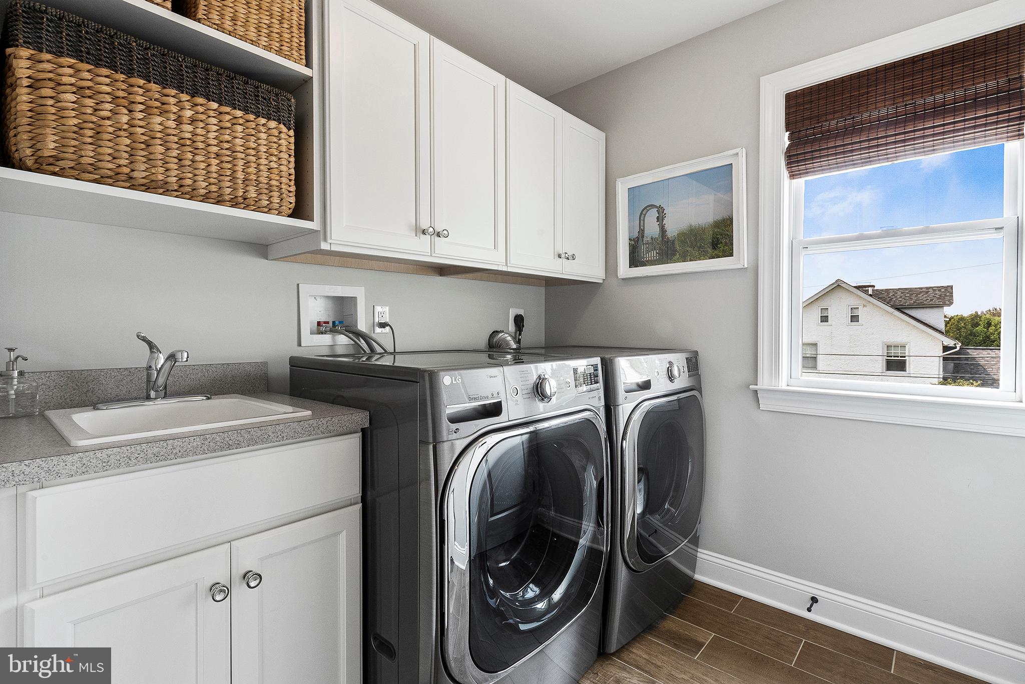 402 Littlebrook Road Berwyn, PA 19312 - Photo 20 of 38 Second floor laundry
