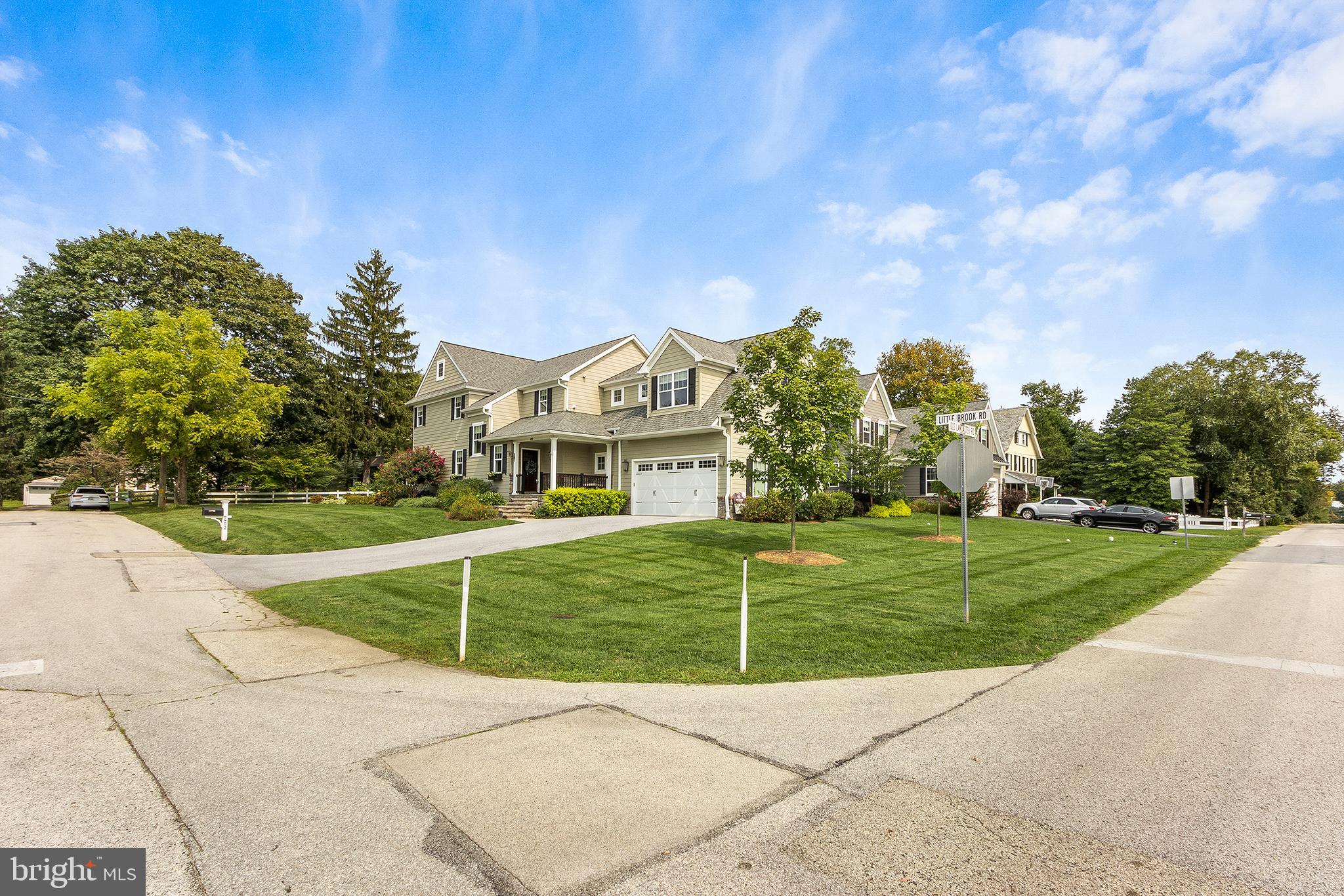 402 Littlebrook Road Berwyn, PA 19312 - Photo 38 of 38 Street view