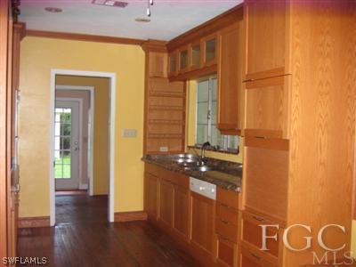 1846 Ardmore Road Fort Myers, FL 33901 - Photo 4 of 10 Gallery Image 4
