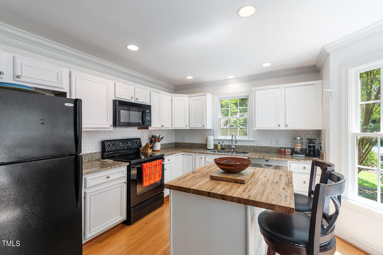 2209 Albany Street Durham, NC 27705 - Photo 8 of 35 16