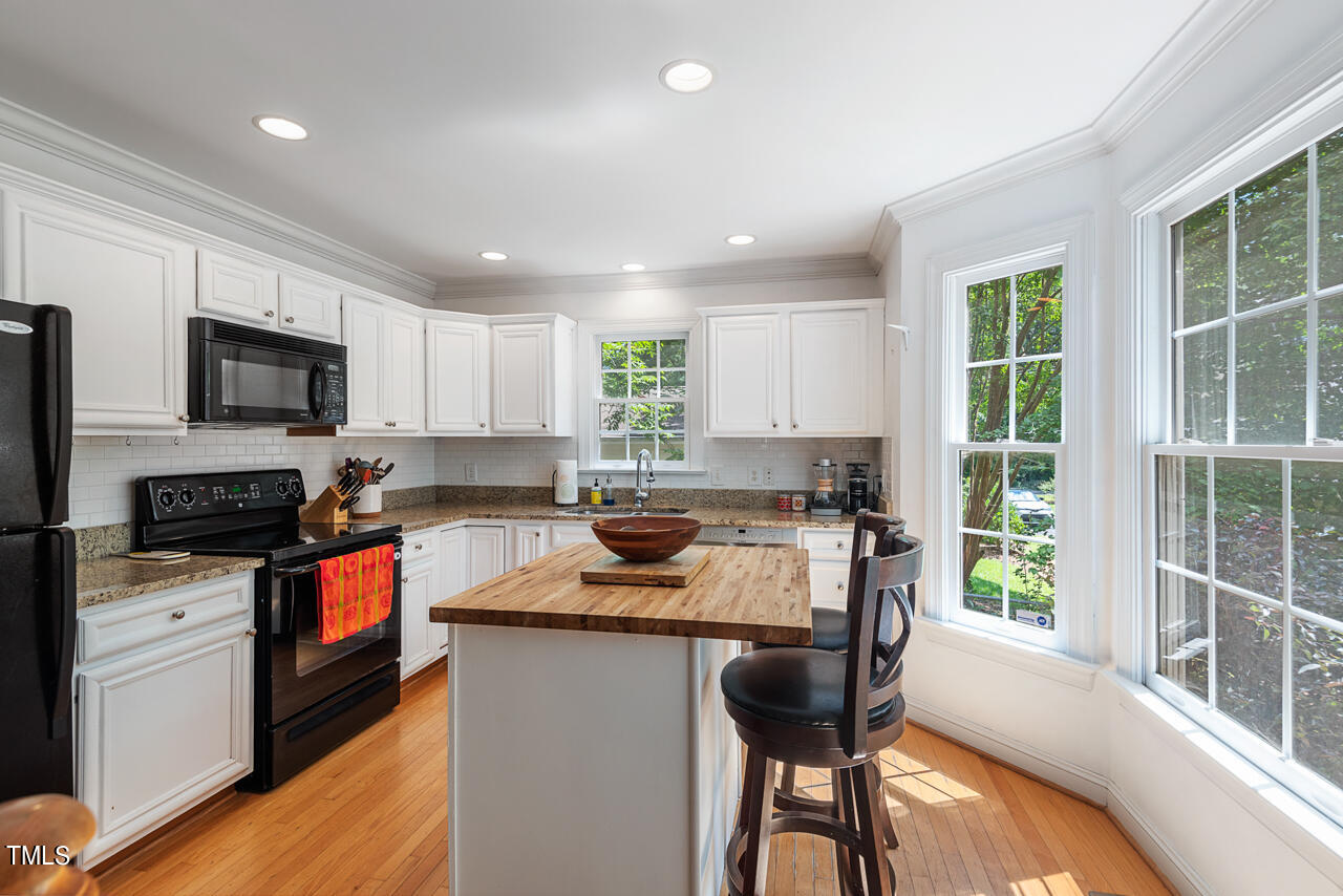 2209 Albany Street Durham, NC 27705 - Photo 9 of 35 13