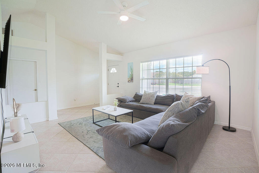 3441 Bristol Bridge Road Orange Park, FL 32073 - Photo 5 of 28 LivingRoom(1)