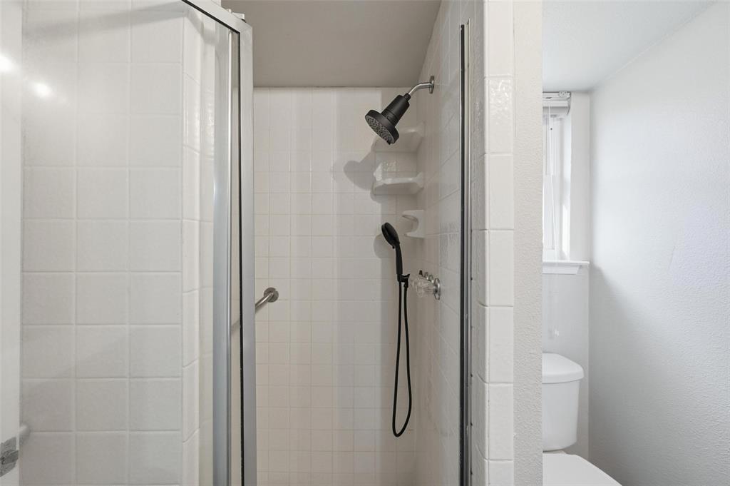 6200 Inspiration Point Arlington, TX 76016 - Photo 14 of 23