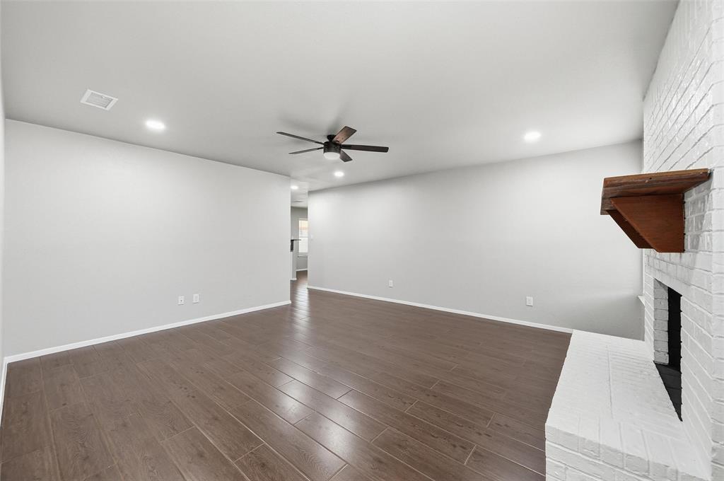 6200 Inspiration Point Arlington, TX 76016 - Photo 3 of 23 Updated recessed lighting