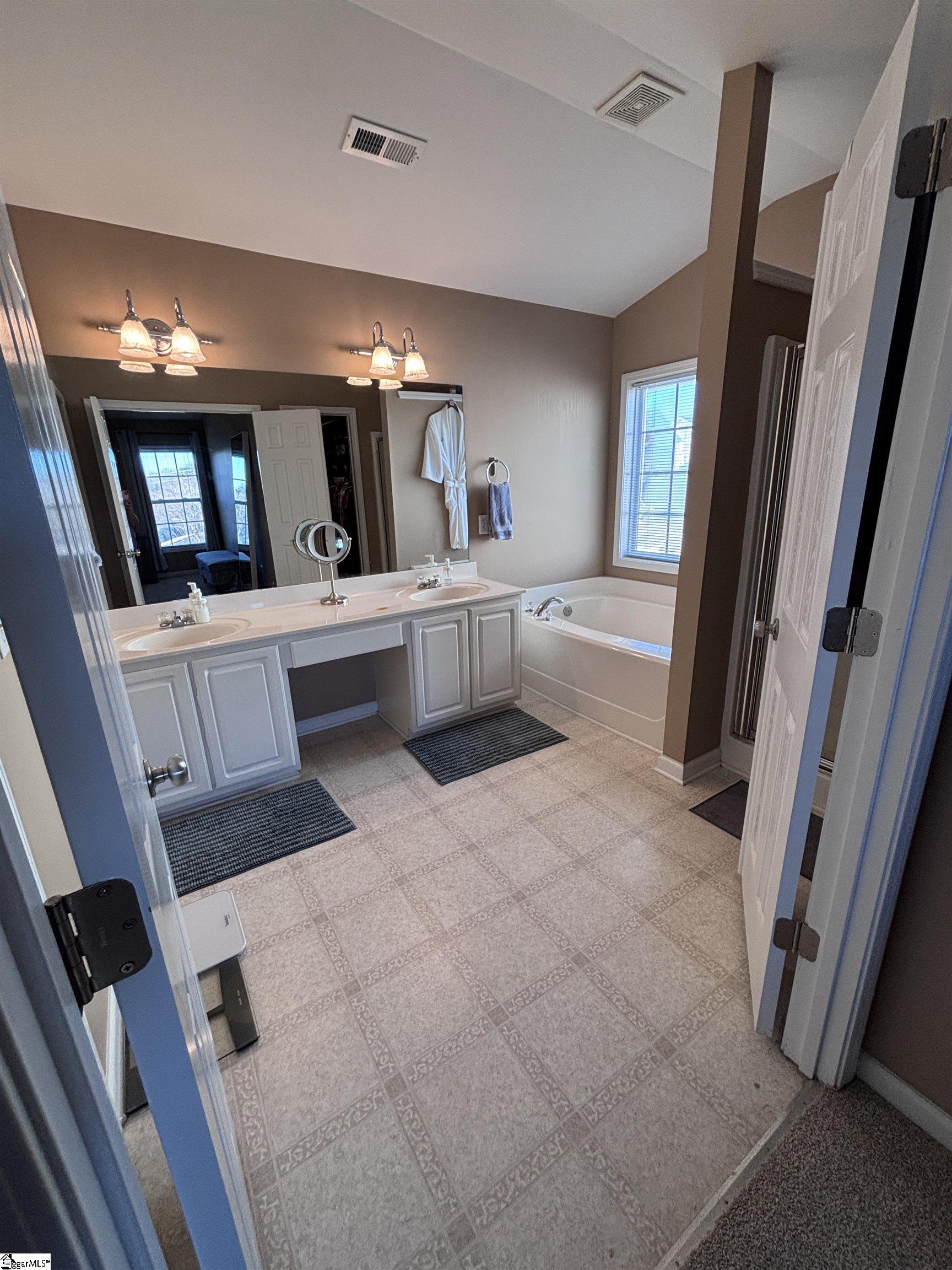 209 Catalan Street Greenville, SC 29607 - Photo 14 of 25