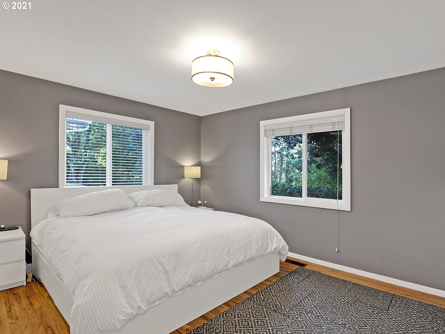 4772 Southwest 35th Place Portland, OR 97221 - Photo 12 of 26 Gallery Image 12