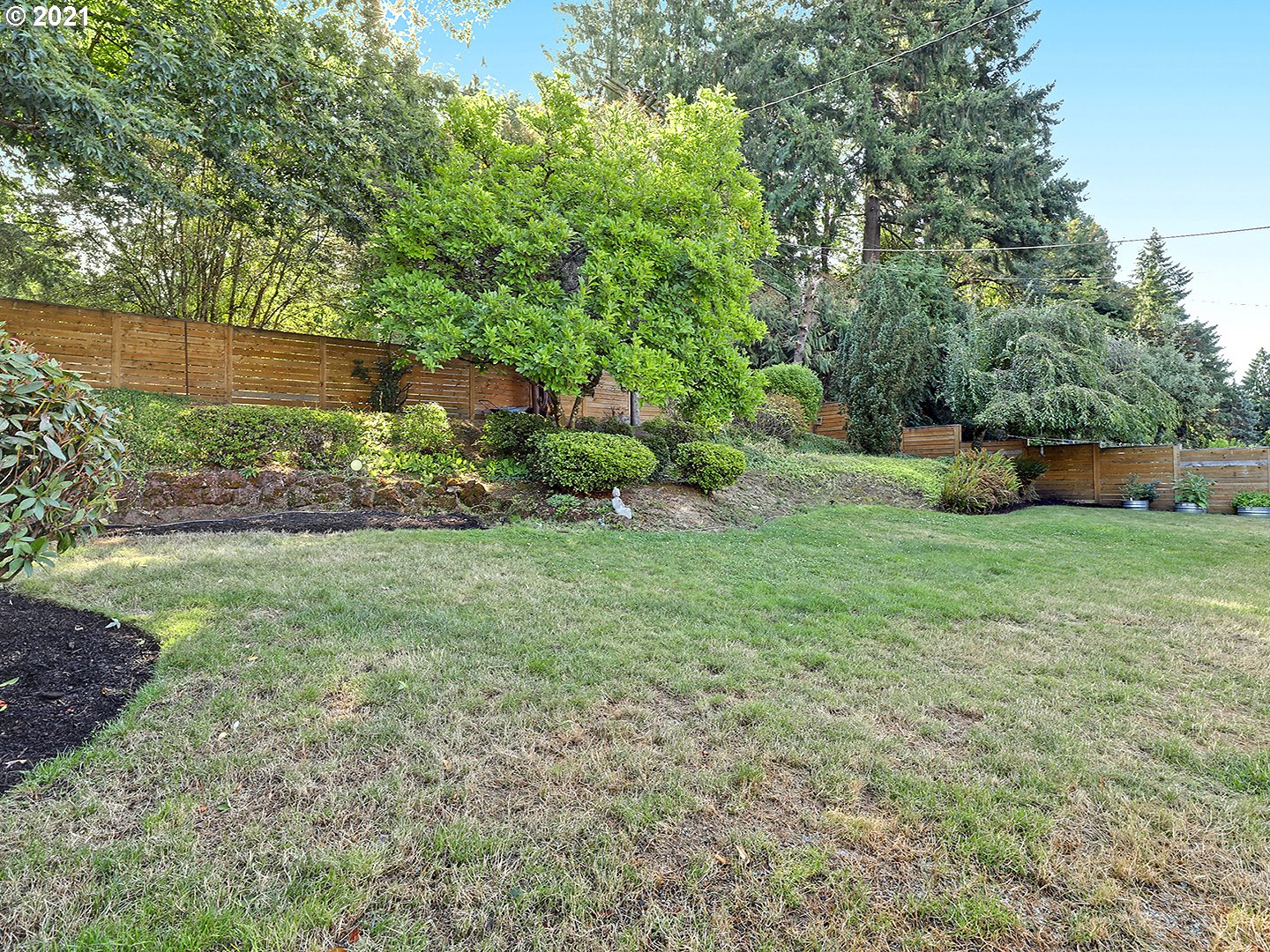 4772 Southwest 35th Place Portland, OR 97221 - Photo 16 of 26 Gallery Image 16