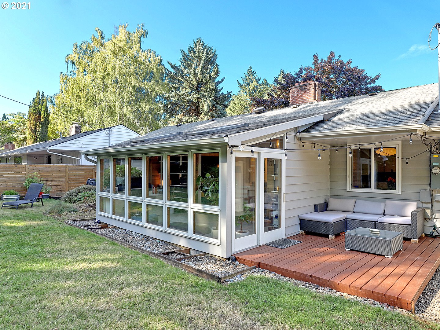 4772 Southwest 35th Place Portland, OR 97221 - Photo 19 of 26 Gallery Image 19