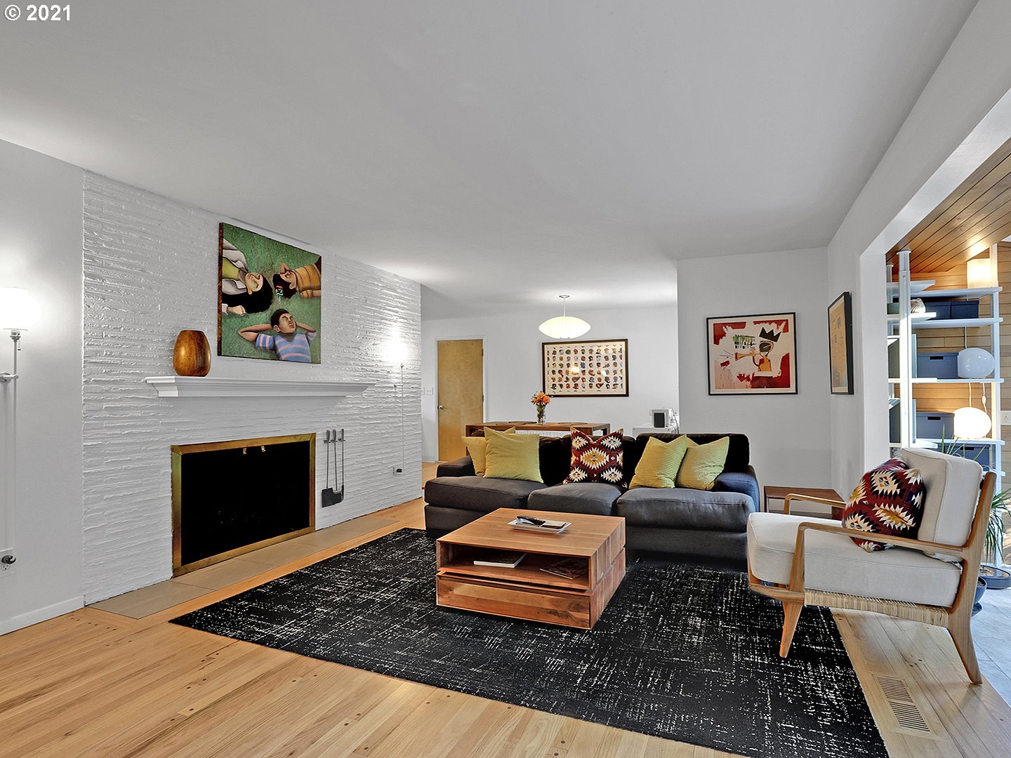 4772 Southwest 35th Place Portland, OR 97221 - Photo 5 of 26 Gallery Image 5