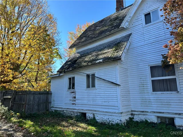 $39,900 | 614 Utica Street, Fulton, NY 13069