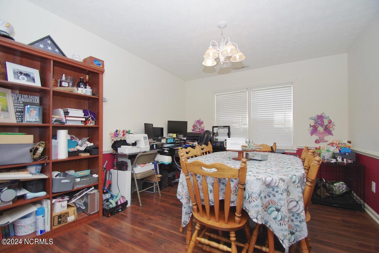 317 Foxhall Road Newport, NC 28570 - Photo 13 of 33 317 Foxhall Rd