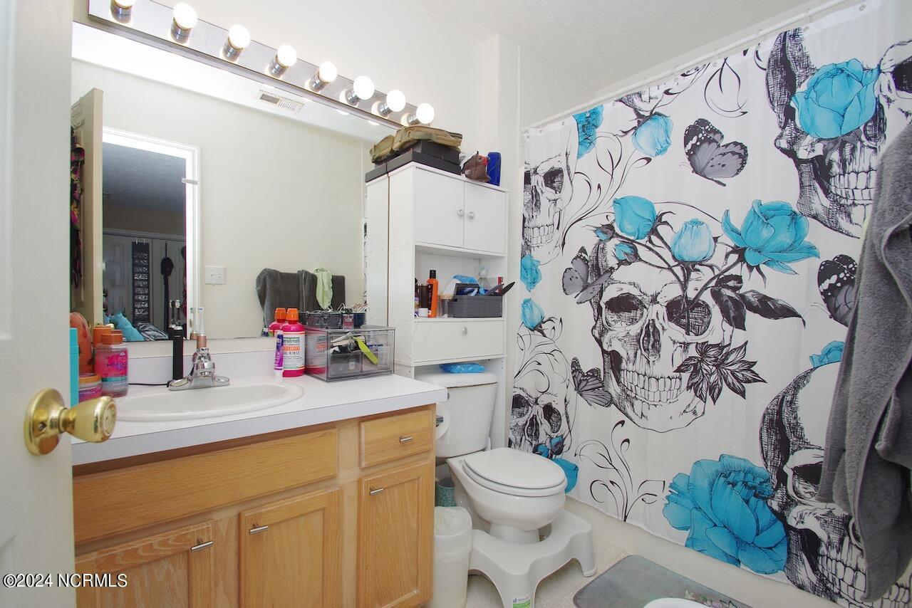 317 Foxhall Road Newport, NC 28570 - Photo 16 of 33 317 Foxhall Rd