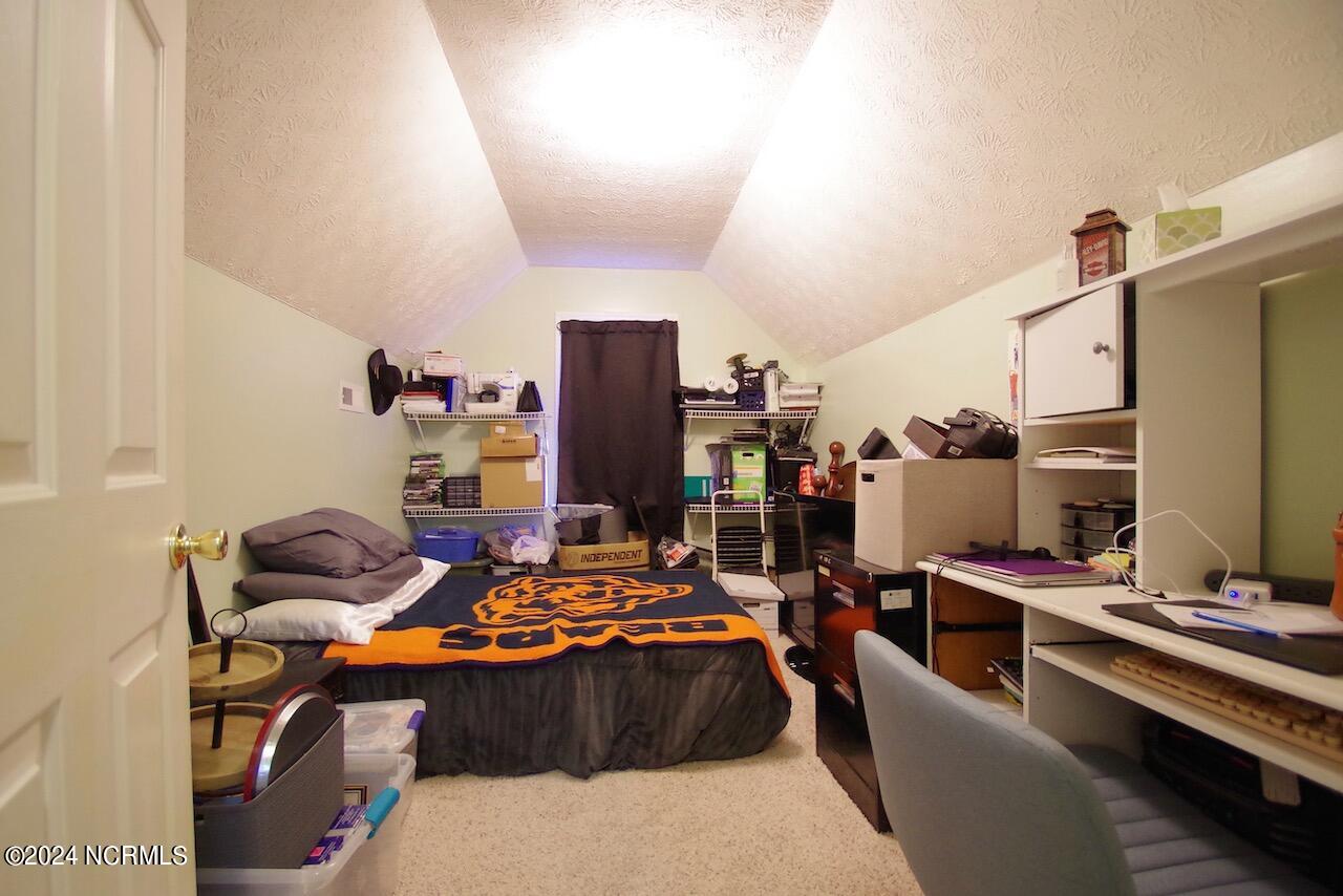 317 Foxhall Road Newport, NC 28570 - Photo 23 of 33 317 Foxhall Rd