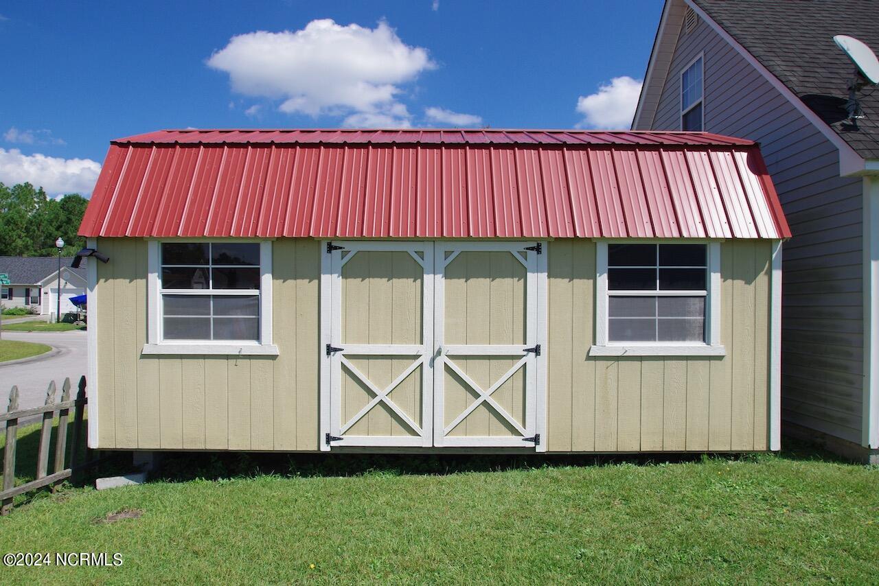 317 Foxhall Road Newport, NC 28570 - Photo 27 of 33 317 Foxhall Rd