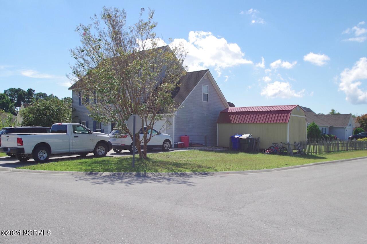 317 Foxhall Road Newport, NC 28570 - Photo 5 of 33 317 Foxhall Rd